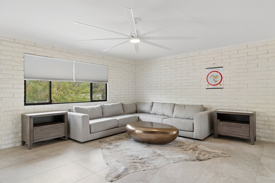 More Photos Of 5801 E Surrey Dr, Cave Creek Apartments For Sale