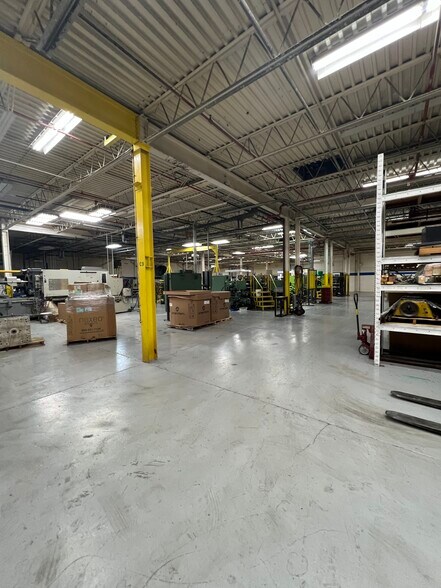 More Photos Of 1212 E Fairplains St, Greenville Manufacturing For Sale