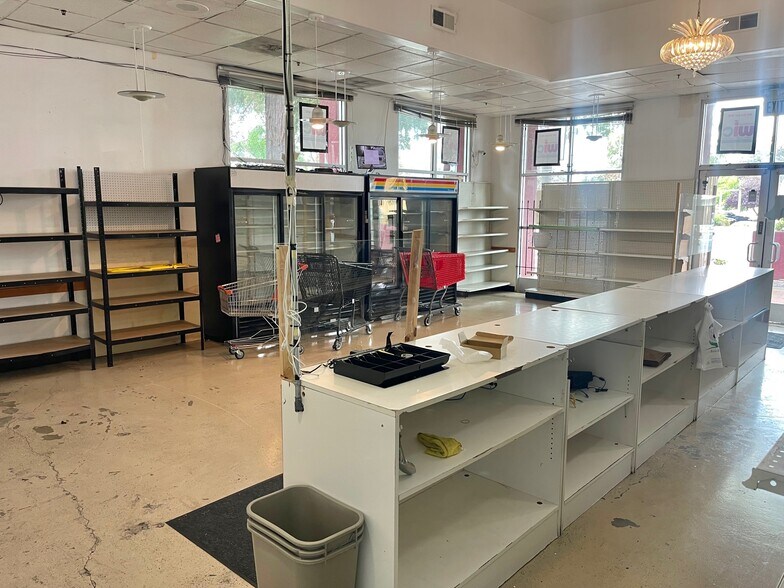 More Photos Of 213-217 W Winton Ave, Hayward Storefront For Lease