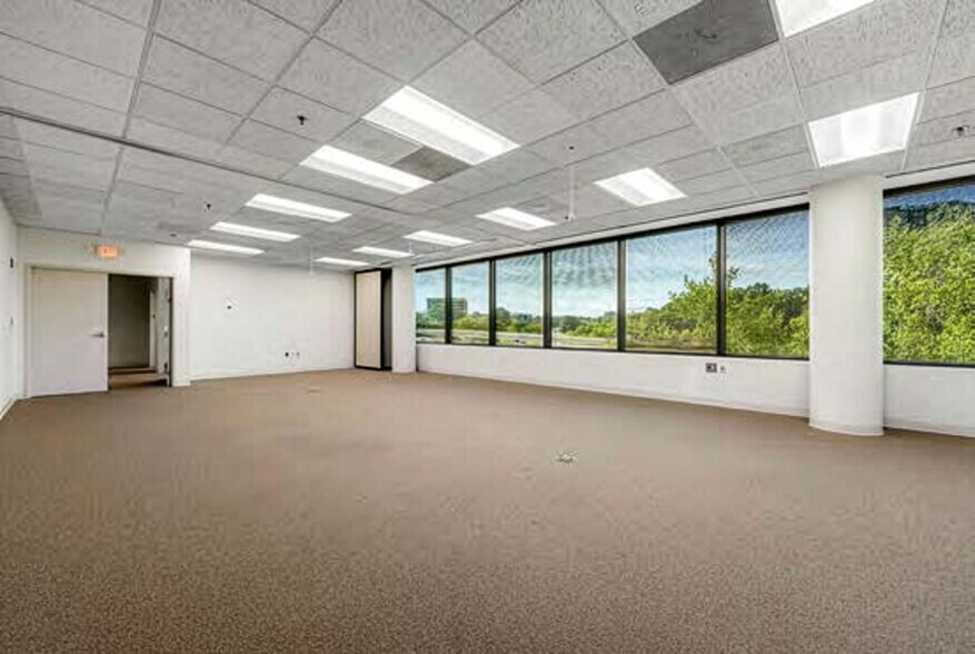 More Photos Of 3101 Towercreek Pkwy SE, Atlanta Office Residential For Lease