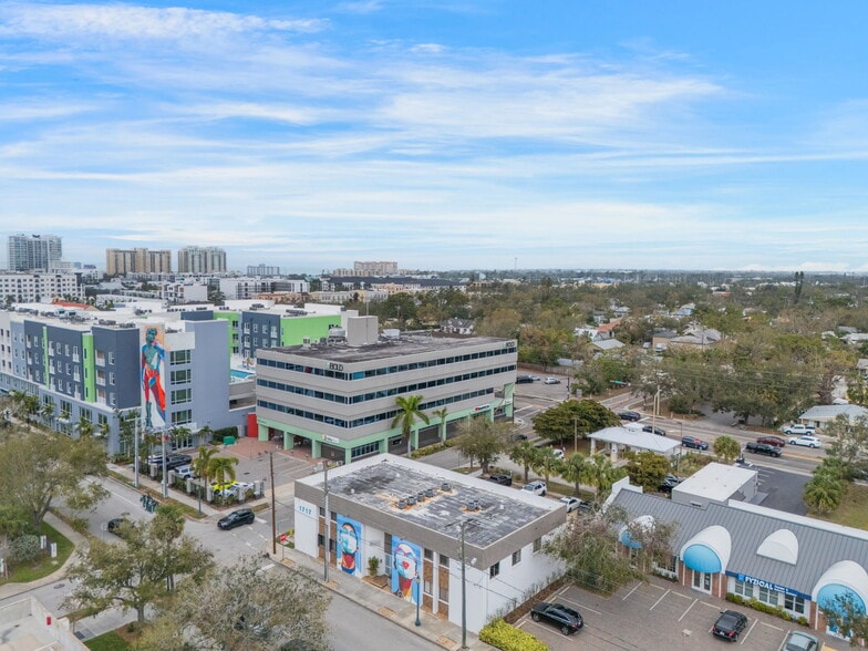 More Photos Of 1717 2nd St, Sarasota Office For Lease
