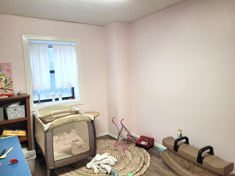 More Photos Of 1245 19th St NW, Paris Specialty For Sale