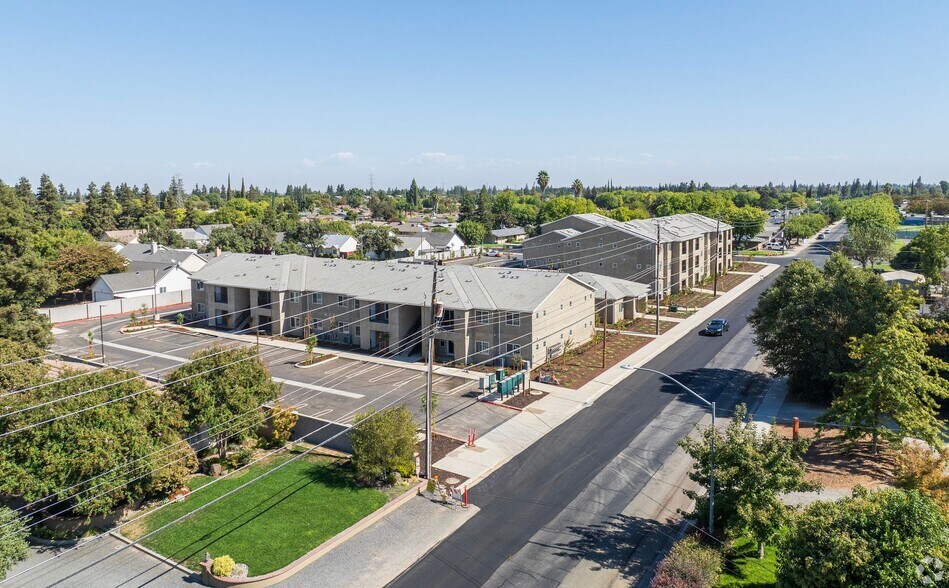 More Photos Of 2531 W Rumble Rd, Modesto Apartments For Sale