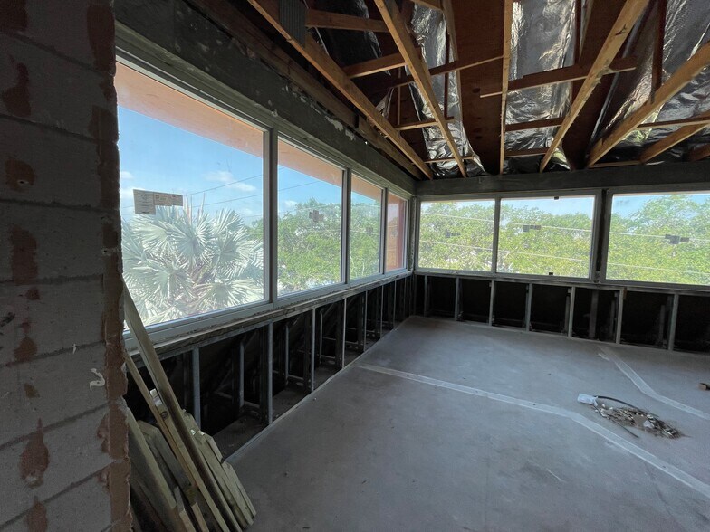 More Photos Of 500 SE Osceola St, Stuart Medical For Sale