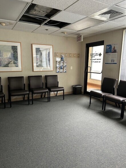 More Photos Of 140 Strollings Ave, Logan Office For Sale