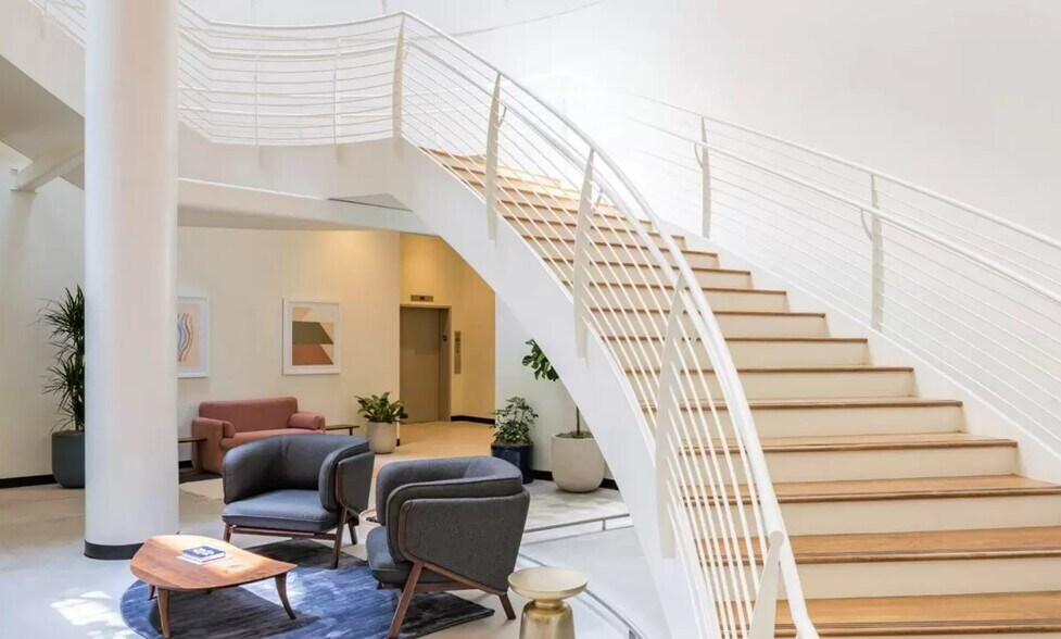 More Photos Of 21 Miller Alley, Pasadena Coworking Space