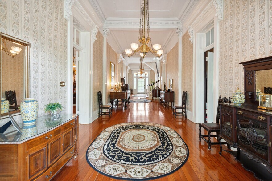 More Photos Of 1410 Jackson Ave, New Orleans Lodge Meeting Hall For Sale