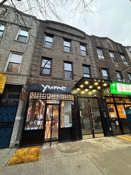 Primary Photo Of 671 Flatbush Ave, Brooklyn General Retail For Lease