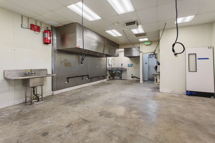 More Photos Of 1120-1132 Wilshire Blvd, Santa Monica Freestanding For Lease