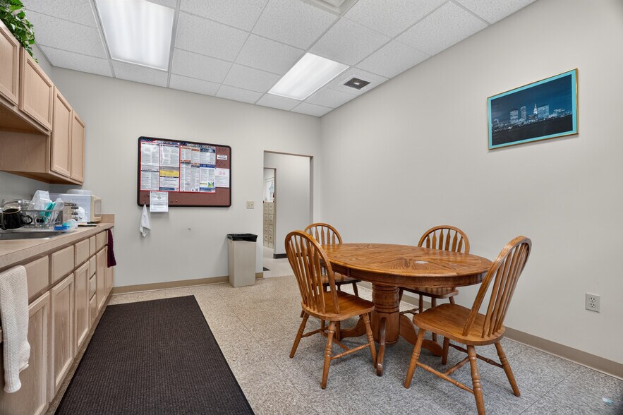 More Photos Of 1695 Joseph Lloyd Pky, Willoughby Warehouse For Sale