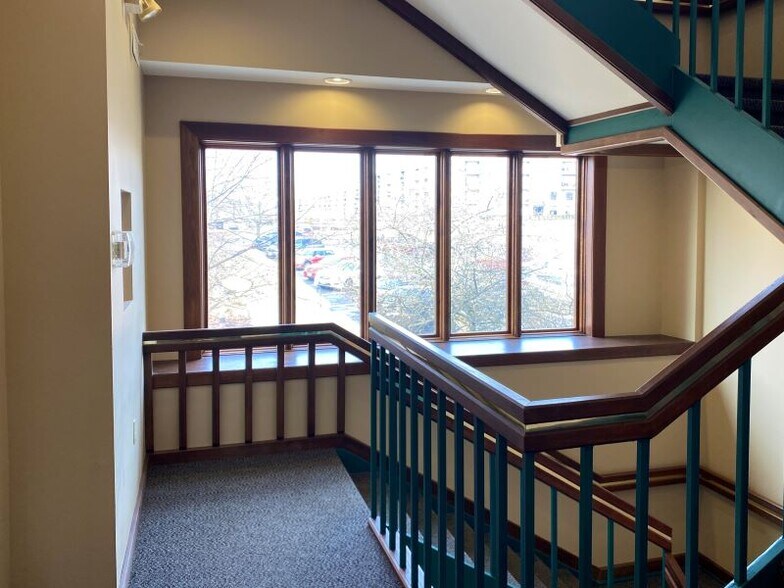 More Photos Of 6728 Loop Rd, Centerville Medical For Sale