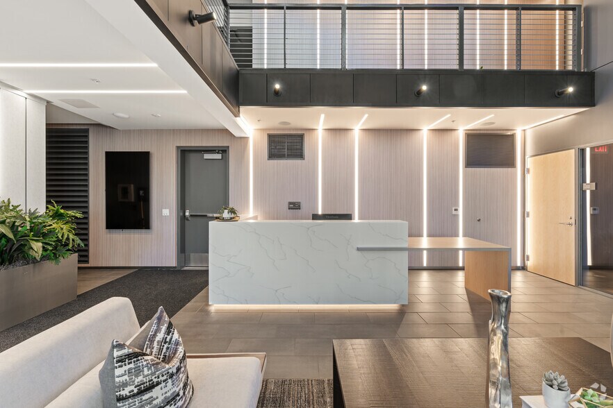 More Photos Of 777 Industrial Rd, San Carlos Research And Development For Lease