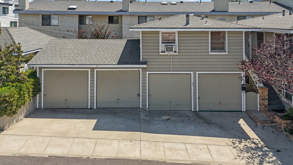 More Photos Of 144 Whiting St, El Segundo Apartments For Sale