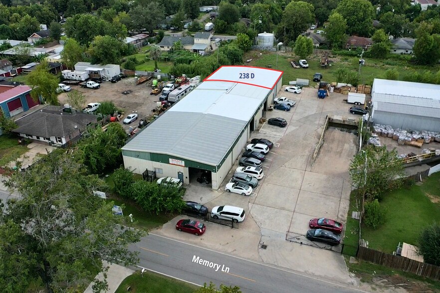 More Photos Of 234 Memory Ln, Houston Warehouse For Lease