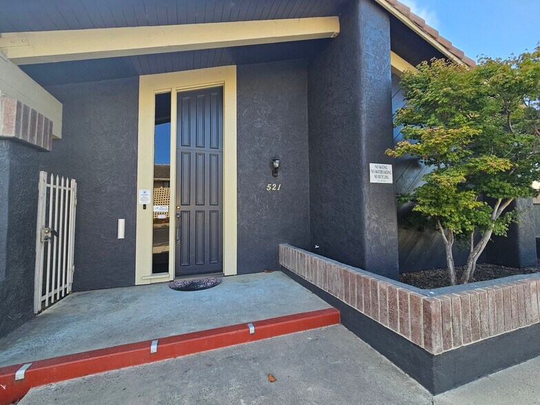 More Photos Of 521 E Ocean Ave, Lompoc Office Residential For Sale