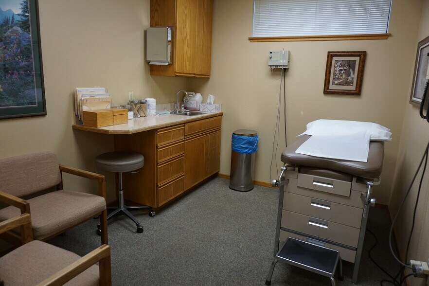 More Photos Of 3257 Professional Dr, Auburn Medical For Sale