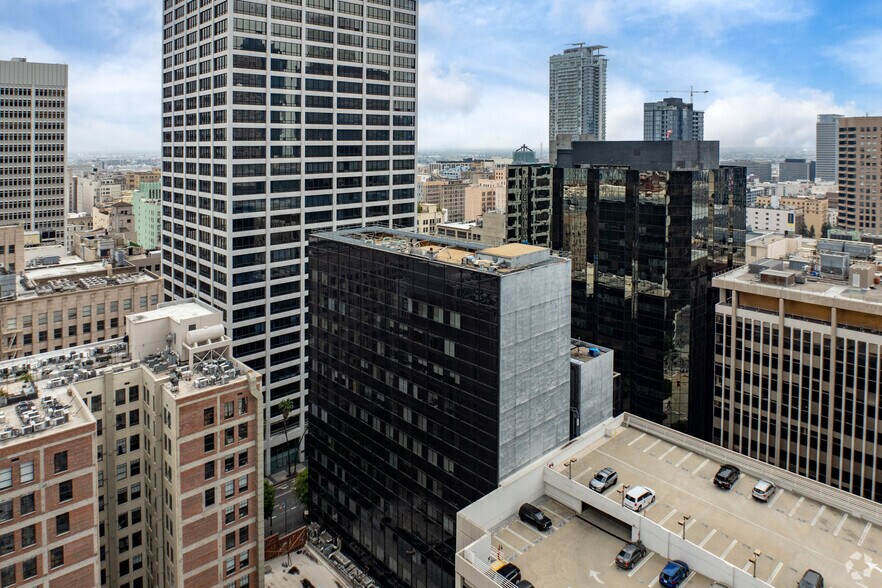 Primary Photo Of 609-611 Wilshire Blvd, Los Angeles Office For Lease