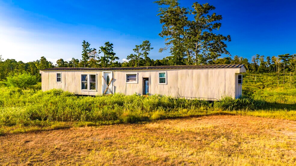 More Photos Of 400 Yaupon Cove Dr, Onalaska Land For Sale
