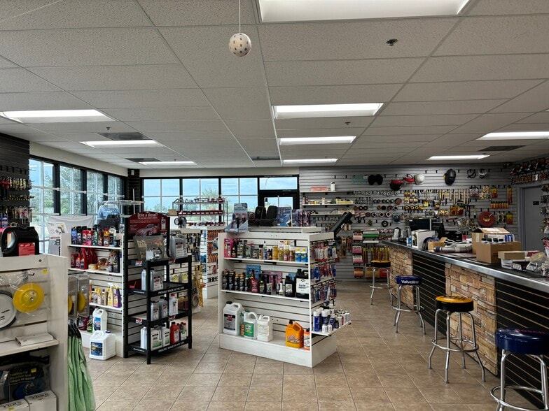 More Photos Of 22430 S Scotland Ct, Queen Creek Warehouse For Sale