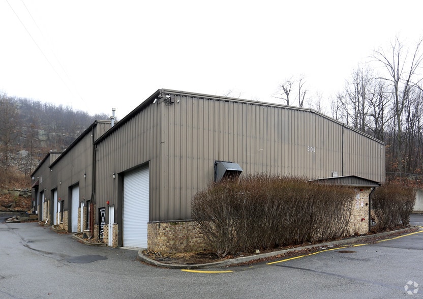 More Photos Of 301 Route 17, Hillburn Industrial For Lease