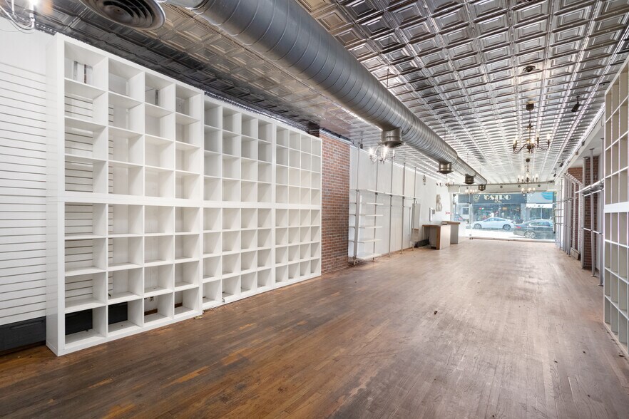 More Photos Of 30-64 Steinway St, Astoria Storefront For Lease