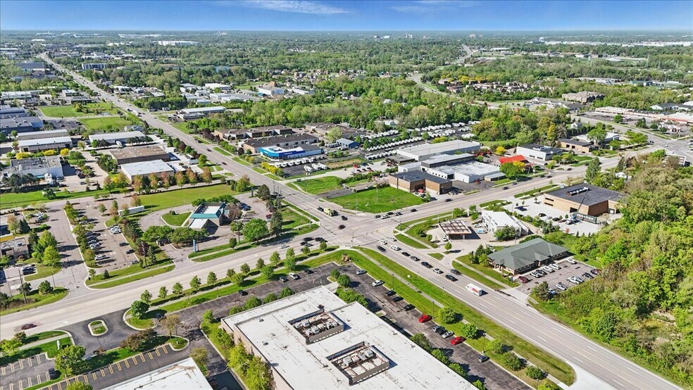 More Photos Of 2545 N Opdyke Rd, Auburn Hills Medical For Sale