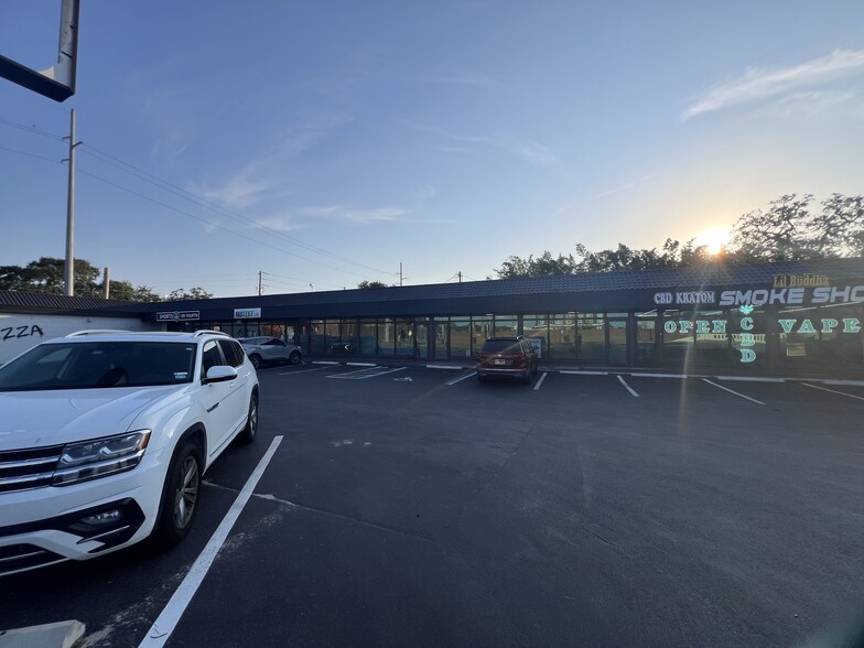 More Photos Of 1201-1239 S 4th St, Saint Petersburg Unknown For Lease