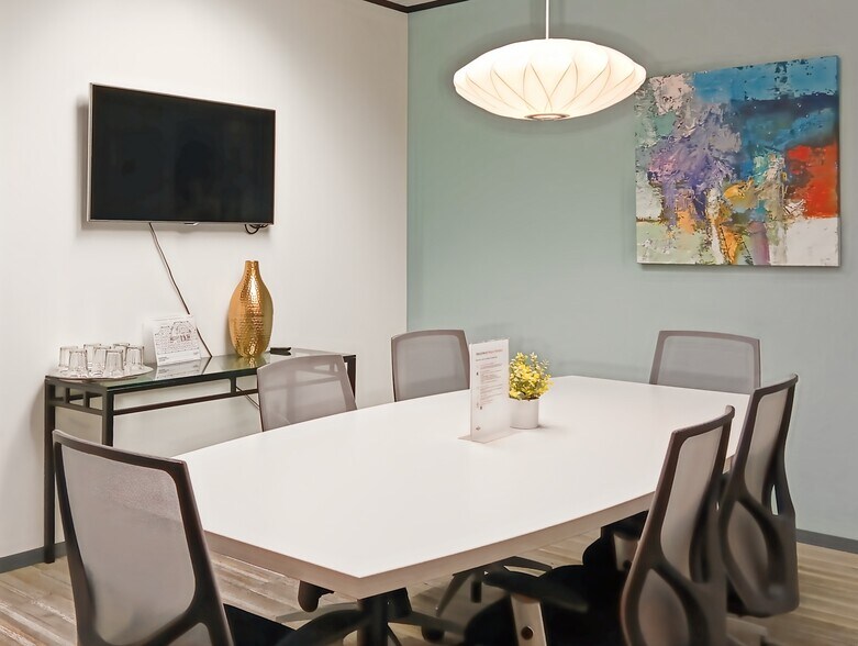 More Photos Of 1250 S Capital of Texas Hwy, Austin Coworking Space