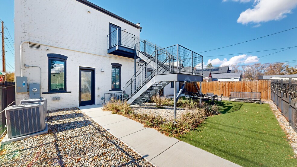 More Photos Of 3700 N Franklin St, Denver Office For Sale