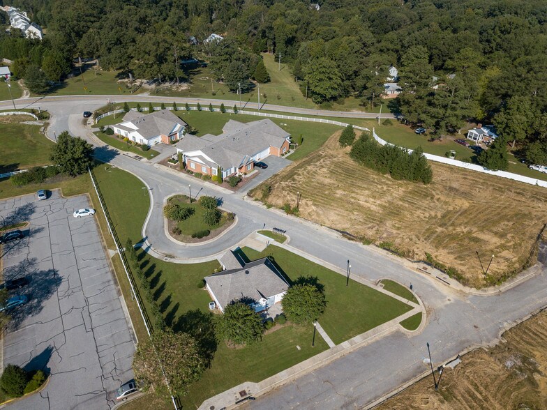 More Photos Of 7626 Sandler Dr, North Chesterfield Multifamily For Sale