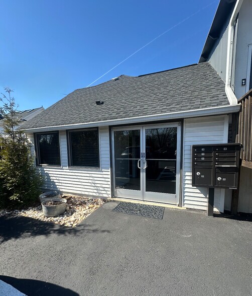 More Photos Of 29 S Trooper Rd, Norristown Warehouse For Lease