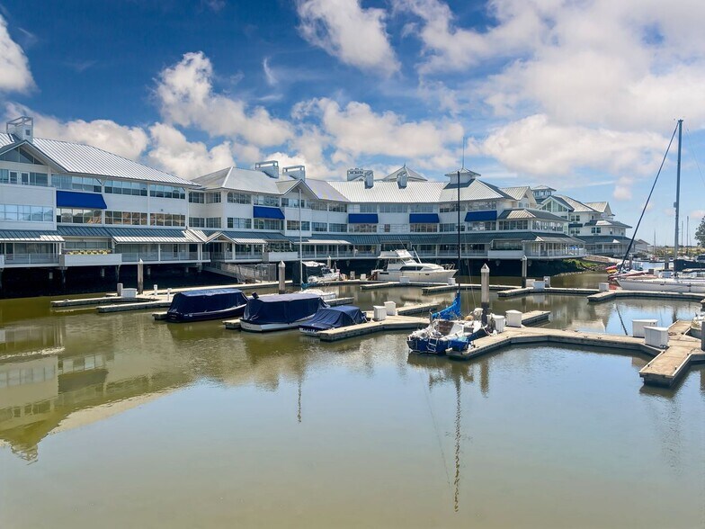 More Photos Of 755 Baywood Dr, Petaluma Coworking Space