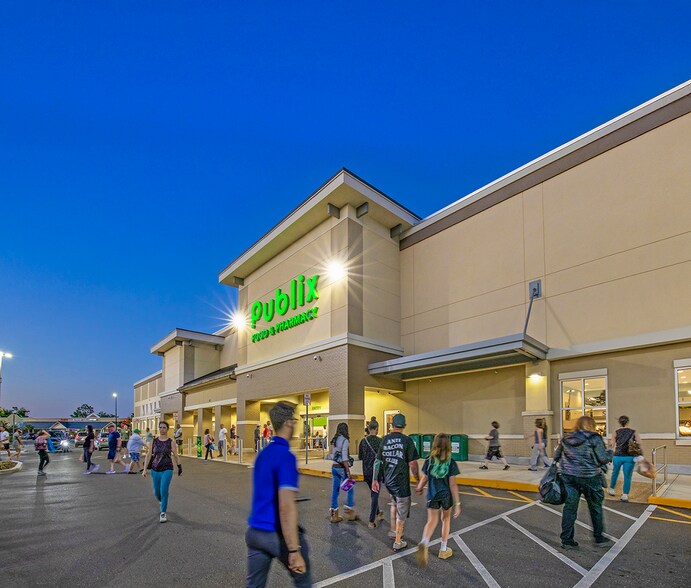 Primary Photo Of 21 Alafaya Woods Blvd, Oviedo Unknown For Lease