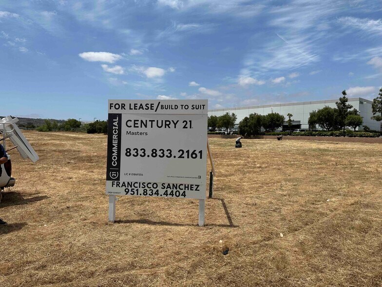 More Photos Of 0 Cajalco Road & Patterson Ave, Perris Land For Lease