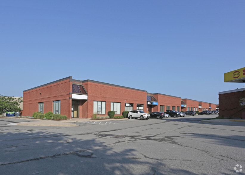 Primary Photo Of 261 Martindale Rd, St Catharines General Retail For Lease