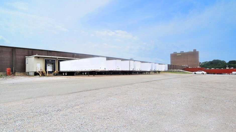 More Photos Of 4300 New Getwell Rd, Memphis Industrial For Sale