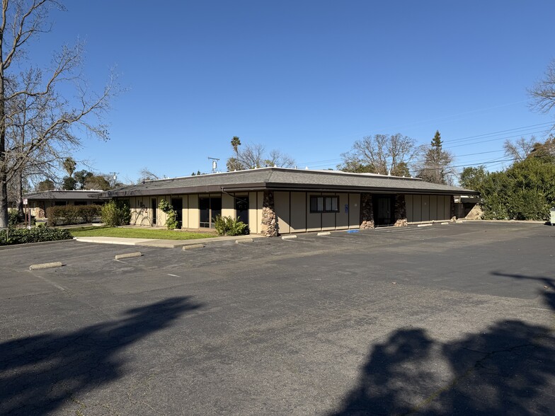 More Photos Of 1832 Avondale Ave, Sacramento Medical For Sale