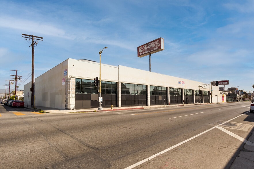 Primary Photo Of 4317 Beverly Blvd, Los Angeles Freestanding For Lease
