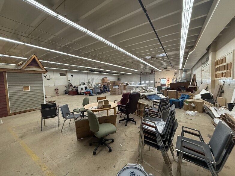 More Photos Of 2960 W Enon Rd, Xenia Flex For Lease