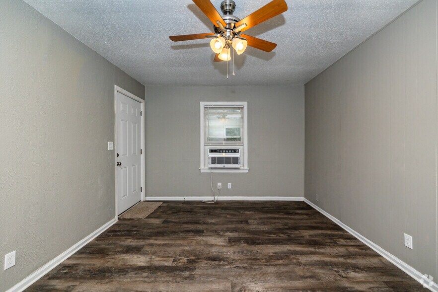 More Photos Of 1516 E 3rd St, Wichita Apartments For Sale