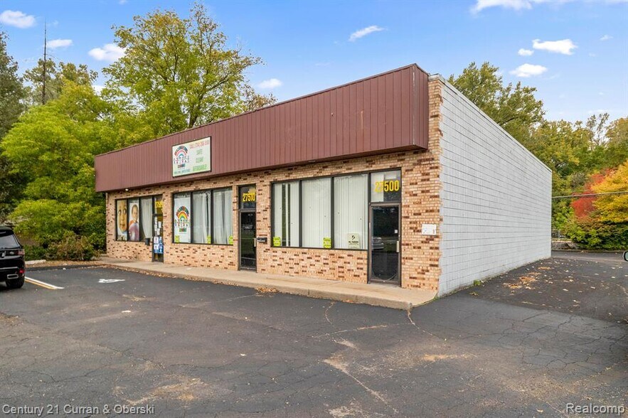 More Photos Of 27500-27520 Joy Rd, Livonia Freestanding For Lease