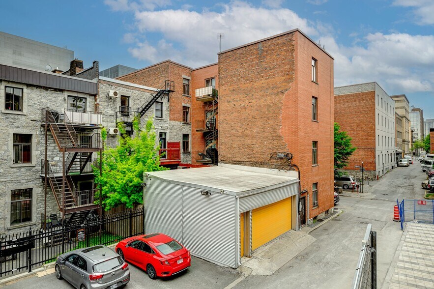 More Photos Of 1041-1043 Rue Berri, Montréal Storefront Retail Residential For Sale