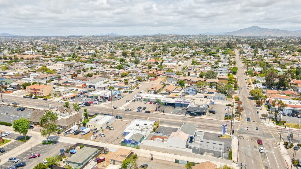 More Photos Of 2301-2305 Highland Ave, National City Freestanding For Lease