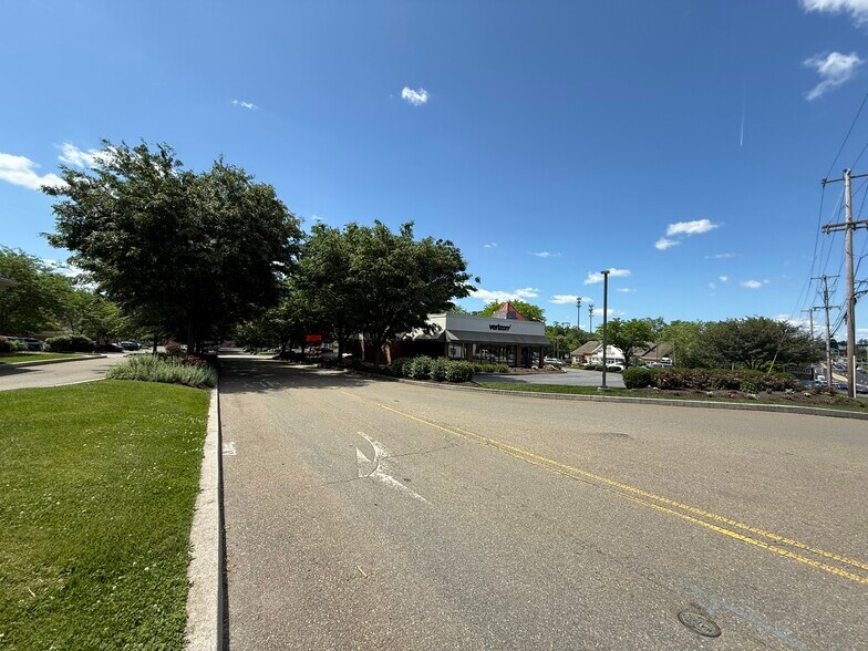 More Photos Of 300 Old Forge Ln, Kennett Square Medical For Lease