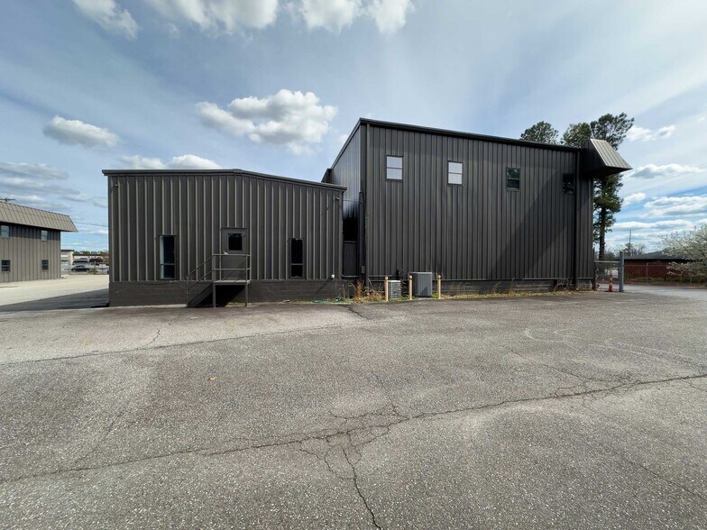 More Photos Of 3496 Peachtree Pky, Suwanee Service For Lease