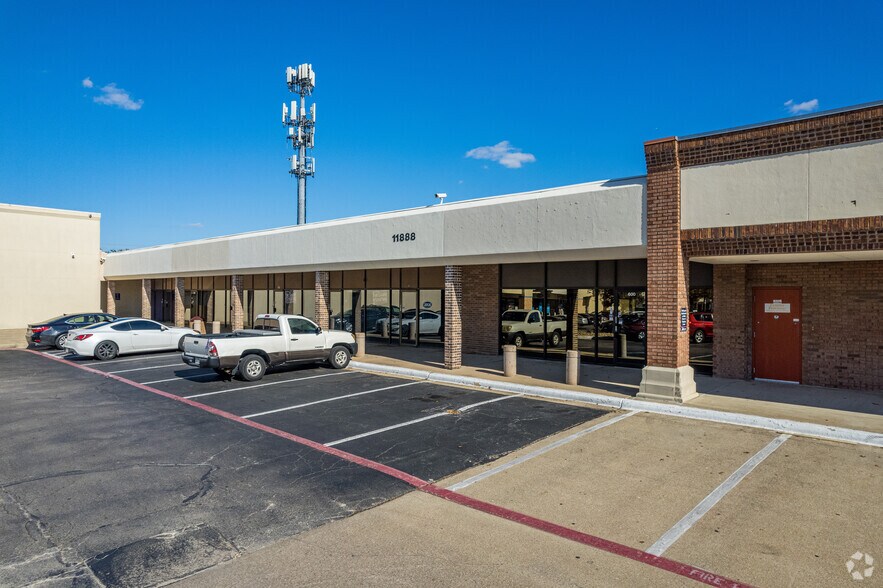 More Photos Of 11888 Marsh Ln, Dallas Unknown For Lease