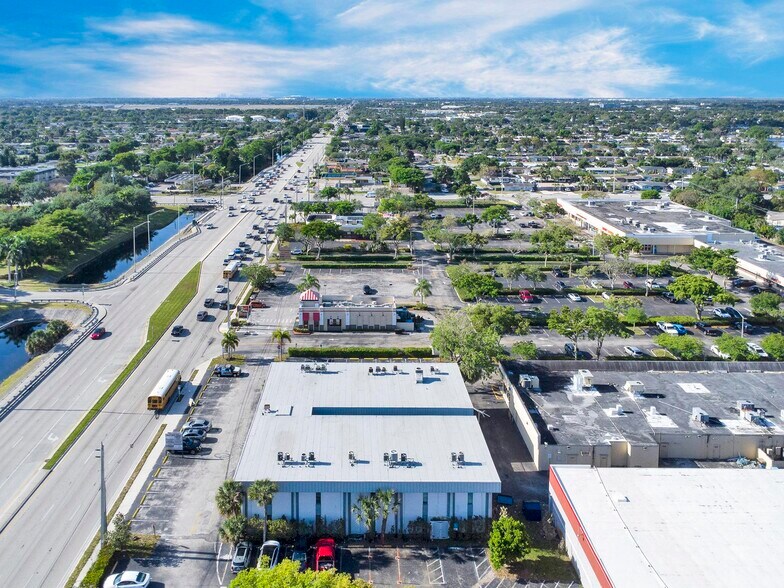 More Photos Of 1900 N University Dr, Pembroke Pines Office For Lease