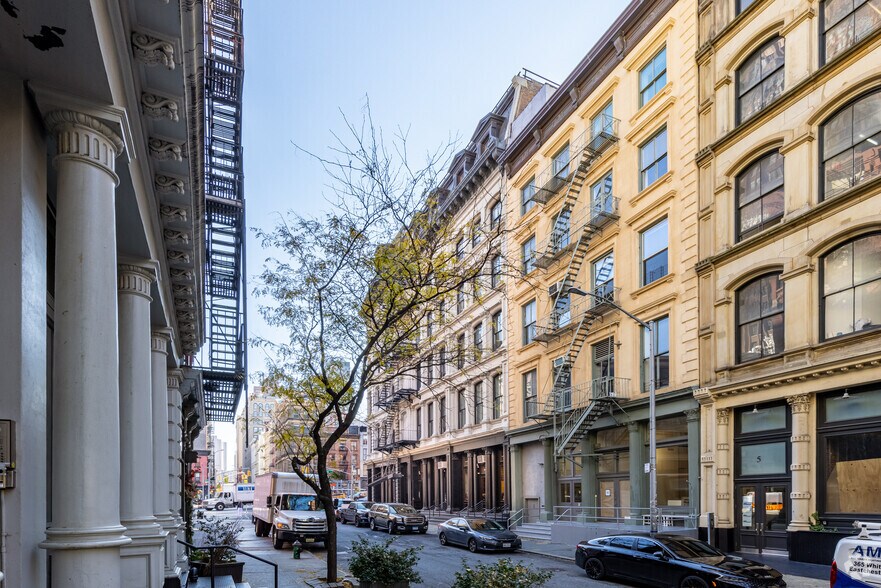More Photos Of 13-19 White St, New York Apartments For Lease
