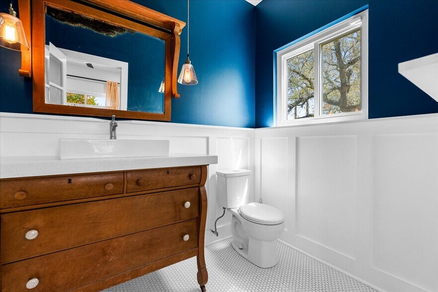 More Photos Of 14519 Fitzhugh Rd, Austin Specialty For Sale