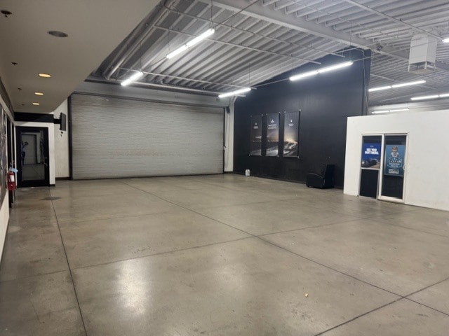 More Photos Of 4625 Wible Rd, Bakersfield Auto Dealership For Lease